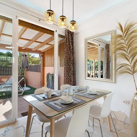 بيت للعطل Casa Anna By Paramount Holidays